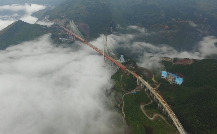 Die höchste Brücke ist fast fertig
